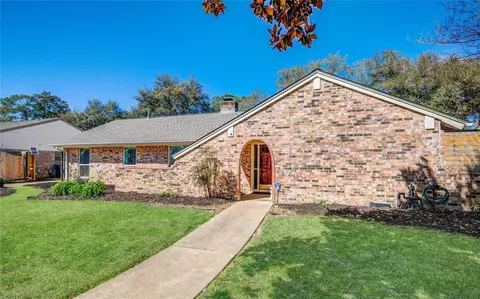 214 Magic Oaks Dr, Spring, TX 77388 photo 1
