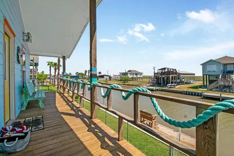 1163 County Road 209, Sargent, TX 77414