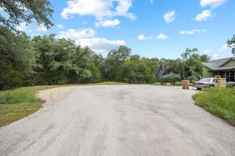 14 Buckeye Ln, Wimberley, TX 78676