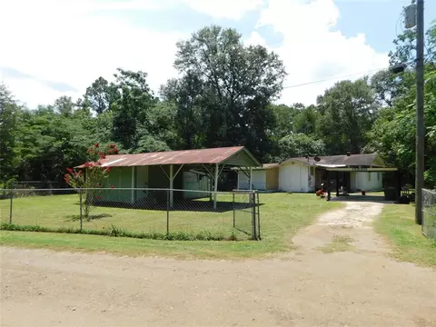 240 County Road 4140, Woodville, TX 75979