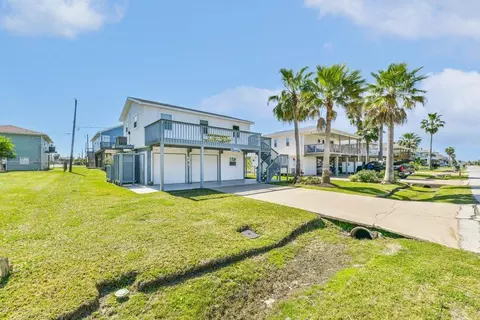 4110 Fort Bend Dr, Galveston, TX 77554