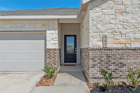 Exterior - 907 Heaven Dr, Beasley, TX 77417 photo 3 of 3