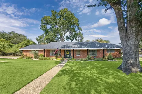 2109 Tison St, Brenham, TX 77833