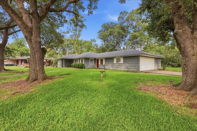 3495 Redwood Dr, Beaumont, TX 77703