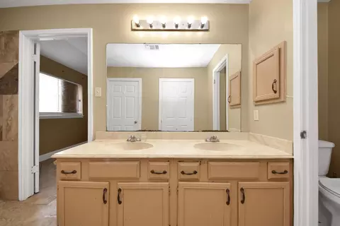 Bath - 4019 Adonis Dr, Spring, TX 77373 photo 1 of 5