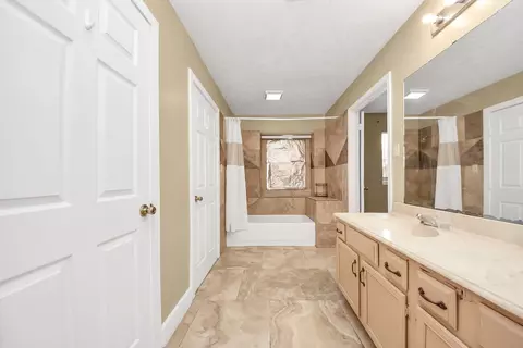 Bath - 4019 Adonis Dr, Spring, TX 77373 photo 4 of 5
