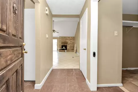 Entry Way - 4019 Adonis Dr, Spring, TX 77373 photo 1 of 2