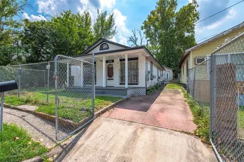 7120 Avenue Q, Houston, TX 77011