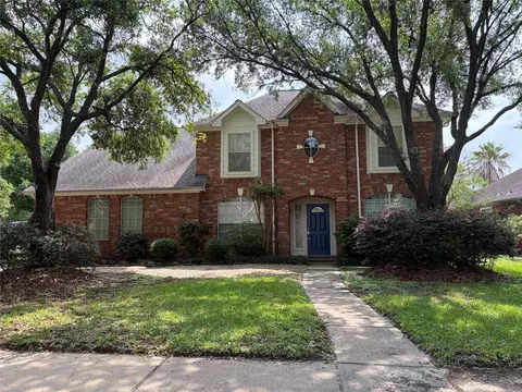 10430 Sanibel Falls Ct, Houston, TX 77095