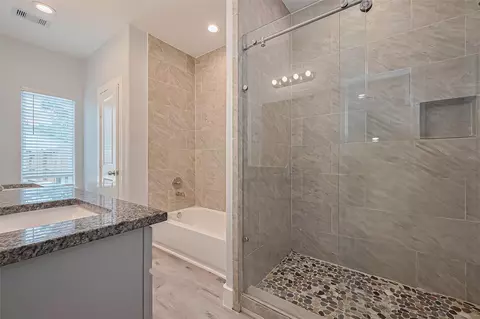 Bath - 7926 Easter St, Houston, TX 77088 photo 4 of 4