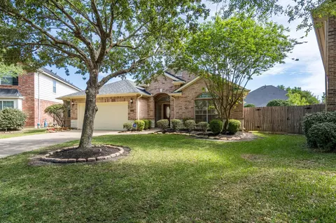 8722 Iris Arbor Ln, Houston, TX 77095