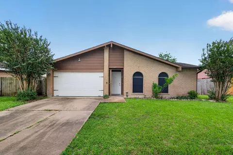 6447 W Fuqua Dr, Missouri City, TX 77489