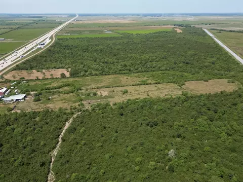 0 I10, Winnie, TX 77665 photo 4