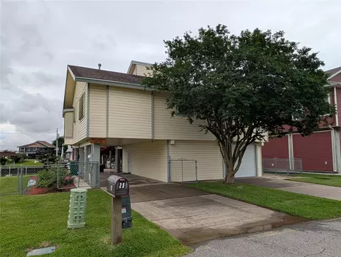25 N Flamingo St, La Marque, TX 77568