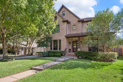 4037 Dumbarton St, Houston, TX 77025