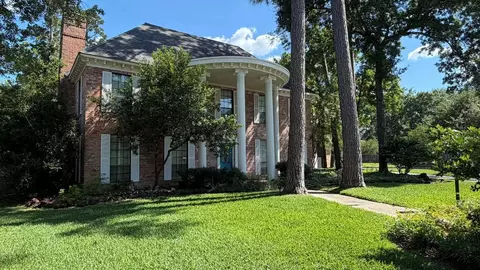 Exterior - 7639 Post Bridge Rd, Spring, TX 77389 photo 2 of 7