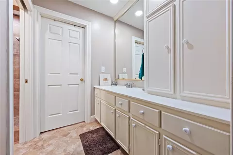 Bath - 7639 Post Bridge Rd, Spring, TX 77389 photo 4 of 7