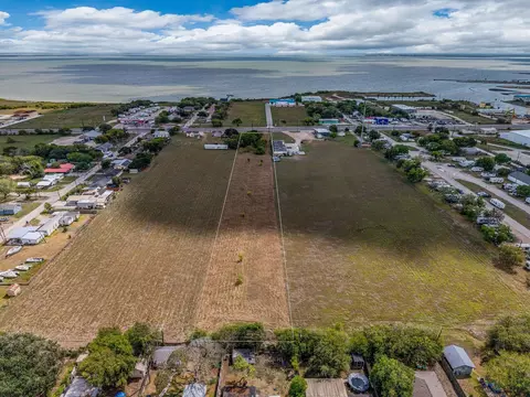 Tba Broadway St, Port Lavaca, TX 77979