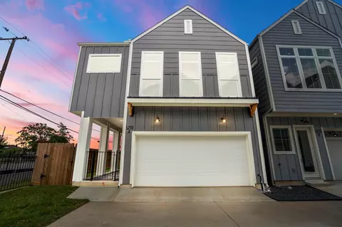 5225 Hillman St #A, Houston, TX 77023