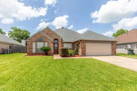 7856 Buttercup Ln, Beaumont, TX 77713