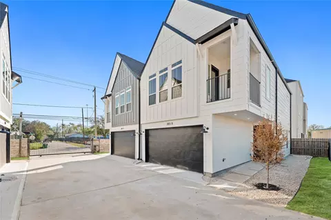 3103 Jensen Dr #B, Houston, TX 77026