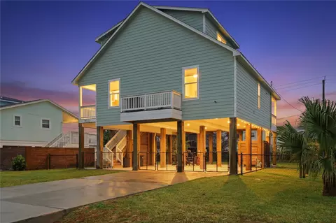 16713 Moby Dick, Jamaica Beach, TX 77554