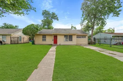 6314 Crestville St, Houston, TX 77033