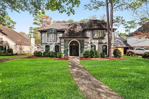 9530 Arcade Dr, Spring, TX 77379