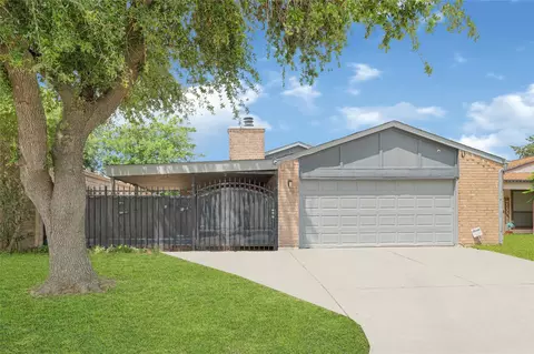 4170 Amir St, Houston, TX 77072
