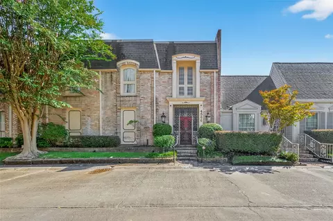 4866 Post Oak Timber Dr, Houston, TX 77056