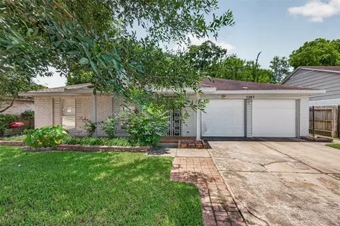 11443 Newbrook Dr, Houston, TX 77072