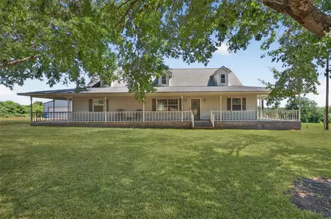 3085 Shupak Rd, Bellville, TX 77418