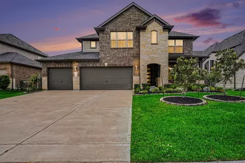 94 Dorado Dr, Friendswood, TX 77546
