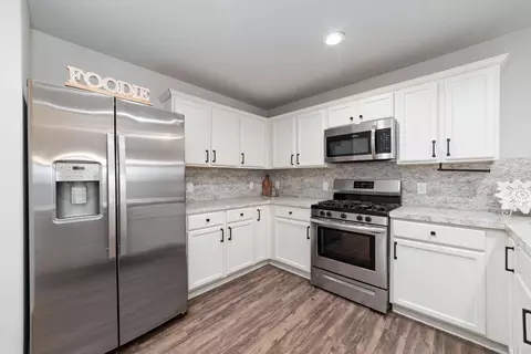 Kitchen - 14005 Silver Falls Ct, Conroe, TX 77384 photo 2 of 2