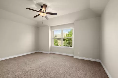 Bedroom - 9026 Centennial Dr, Conroe, TX 77384 photo 4 of 4