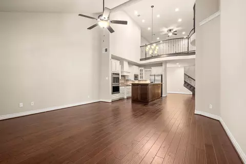 Living - 9026 Centennial Dr, Conroe, TX 77384 photo 4 of 6