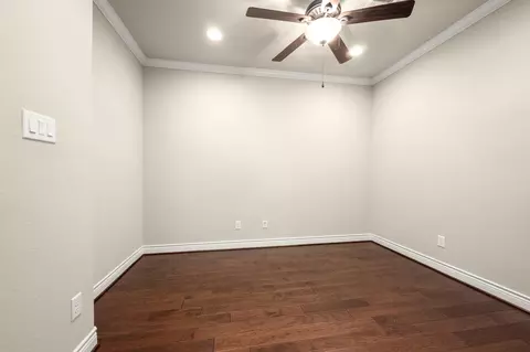 Bedroom - 9026 Centennial Dr, Conroe, TX 77384 photo 3 of 4