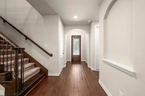 Entry Way - 9026 Centennial Dr, Conroe, TX 77384 photo 3 of 5