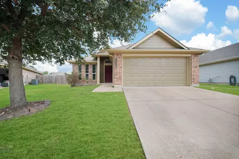 110 Oakwood Ct, Huntsville, TX 77320