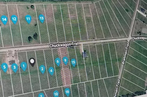 607 Chuckwagon Trl, Angleton, TX 77515 photo 9
