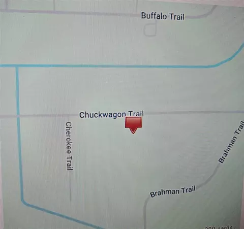 607 Chuckwagon Trl, Angleton, TX 77515 photo 4