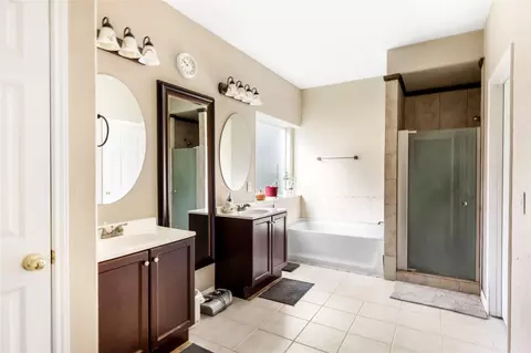 Bath - 20926 Florette Ln, Spring, TX 77388 photo 1 of 2