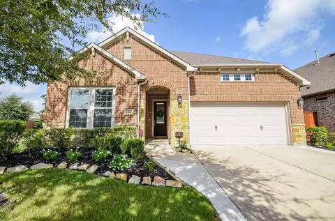 10803 Crestwood Point Cir, Cypress, TX 77433