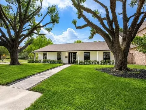 12503 Barryknoll Ln, Houston, TX 77024