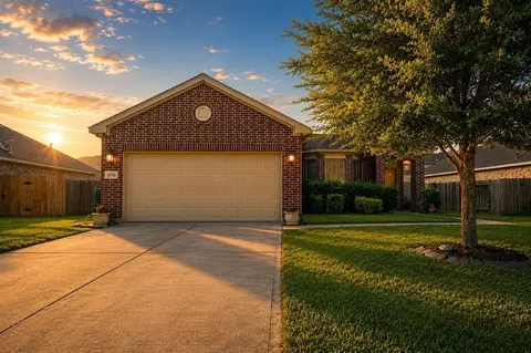 5710 Micah Ln, Rosenberg, TX 77471