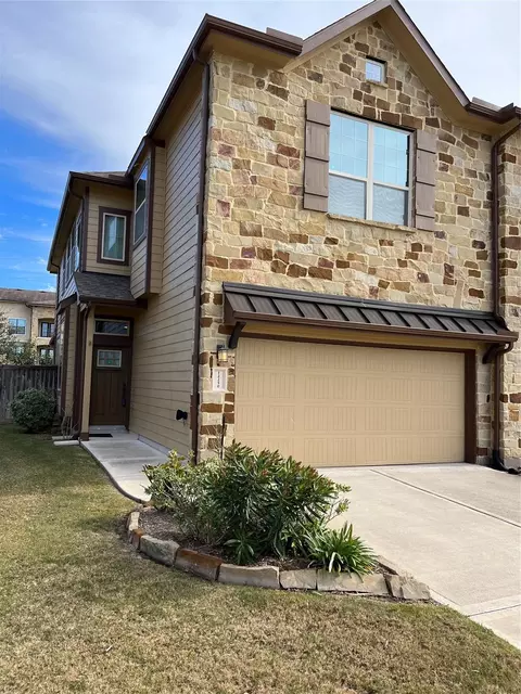 12250 La Strada St, Richmond, TX 77406