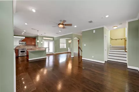 5618 Lacy St, Houston, TX 77007