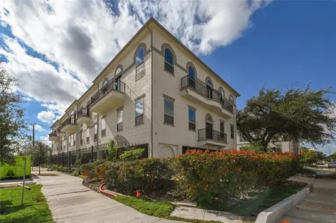 5801 Winsome Ln #305, Houston, TX 77057