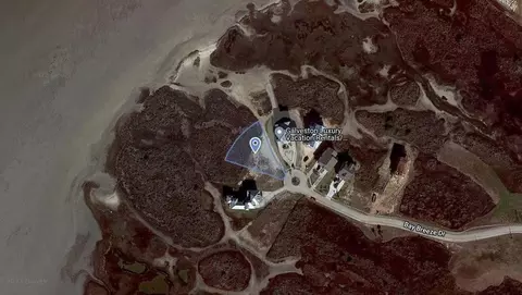 26126 Bay Breeze Dr, Galveston, TX 77554