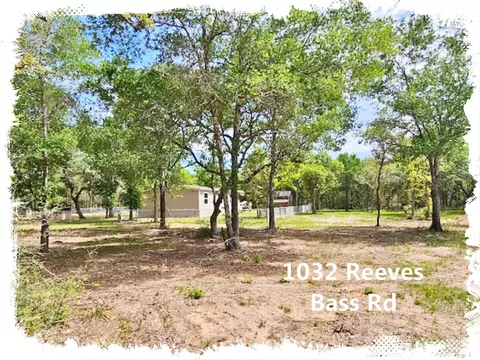 1032 Reeves Rd, Garwood, TX 77442
